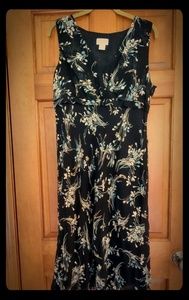 LIKE NEW below knee dress